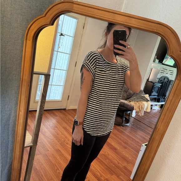 A New Day Striped Top with Pocket and Cuff Sleeves - Picture 2 of 3